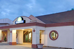 Days Inn by Wyndham Washington